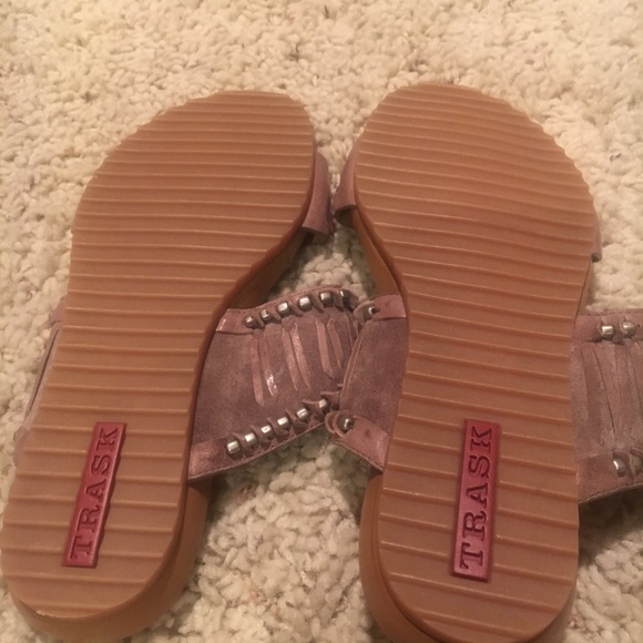 shepherd hugo slippers